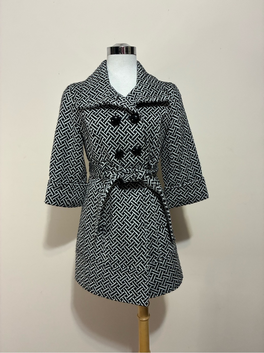 mac & jac Black and White Woven Belted Trench Coat